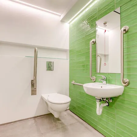 Hotel Jl 3*