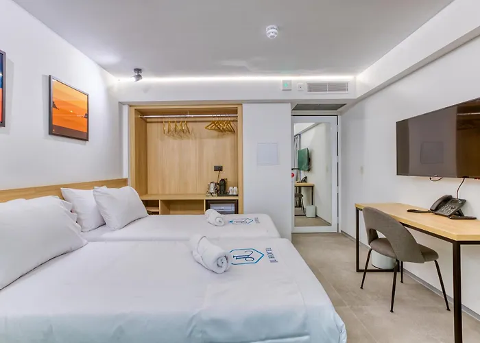 Hotel Jl Saint Julian's